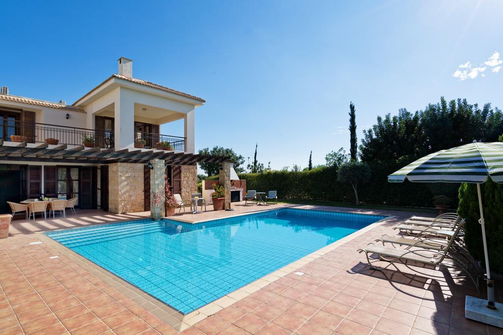 3 Bedroom Villa Anarita With Private Pool, Aphrodite Hills Resort Куклия Номер фото